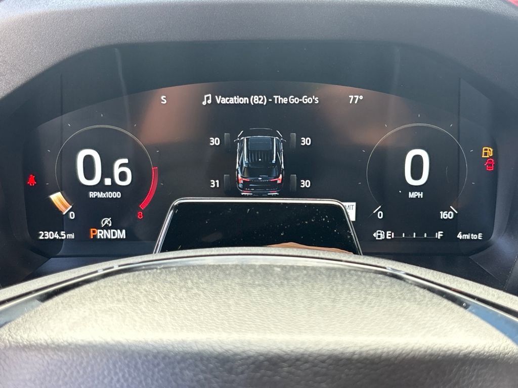 Used 2025 Ford Explorer ST image 21