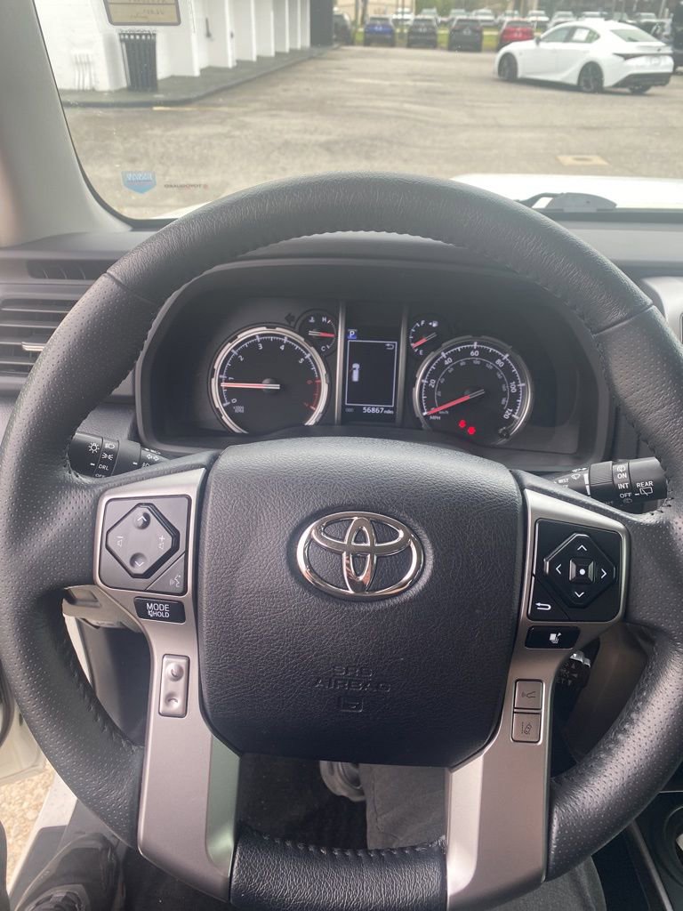 Used 2022 Toyota 4Runner TRD Sport w/ Technology Package image 6