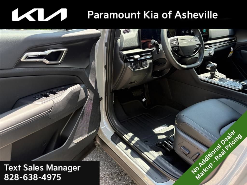 New 2026 Kia Sportage EX AWD/4WD image 16