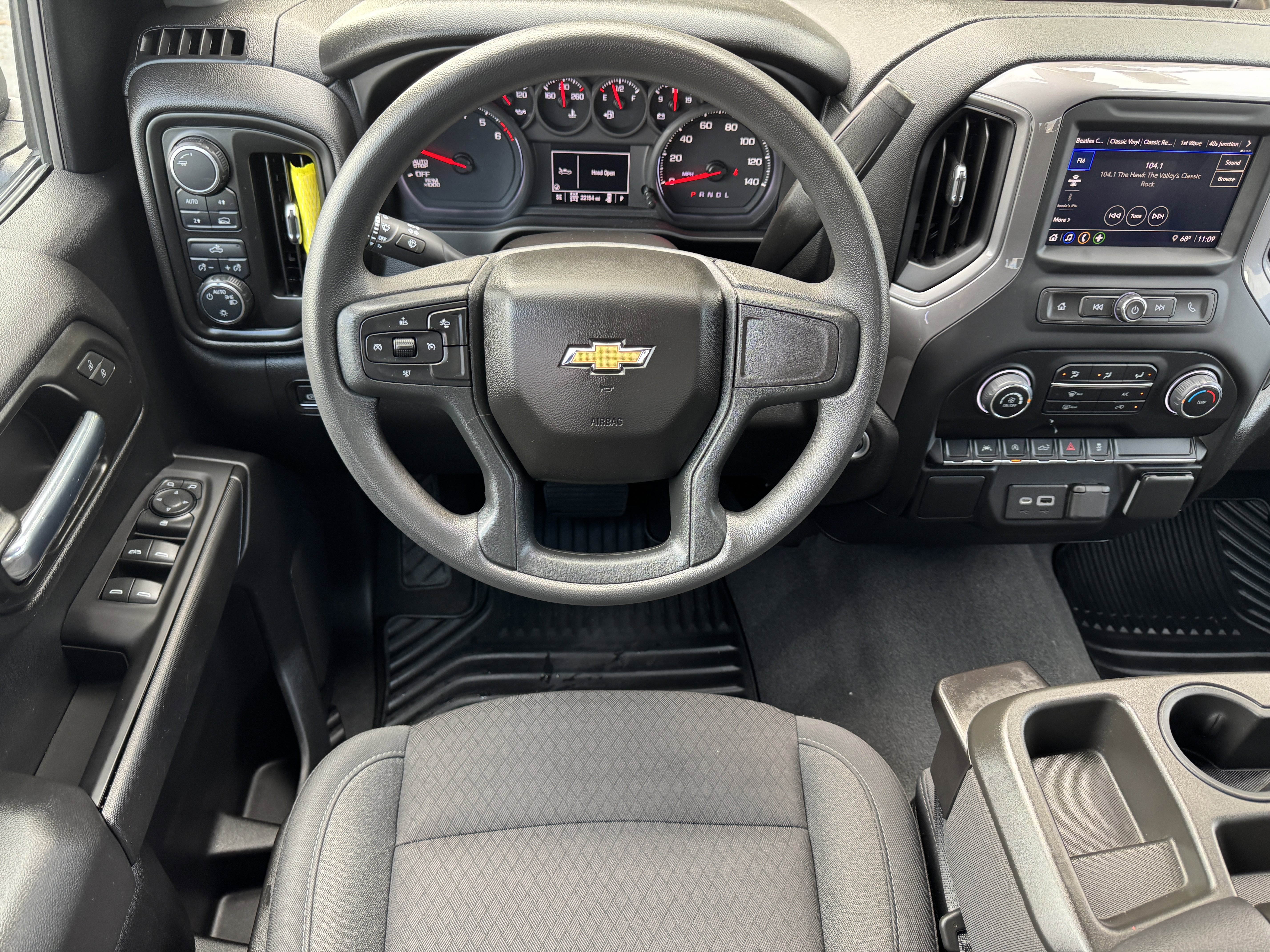 Certified 2022 Chevrolet Silverado 1500 Custom w/ LPO, Dark Essentials Package image 19