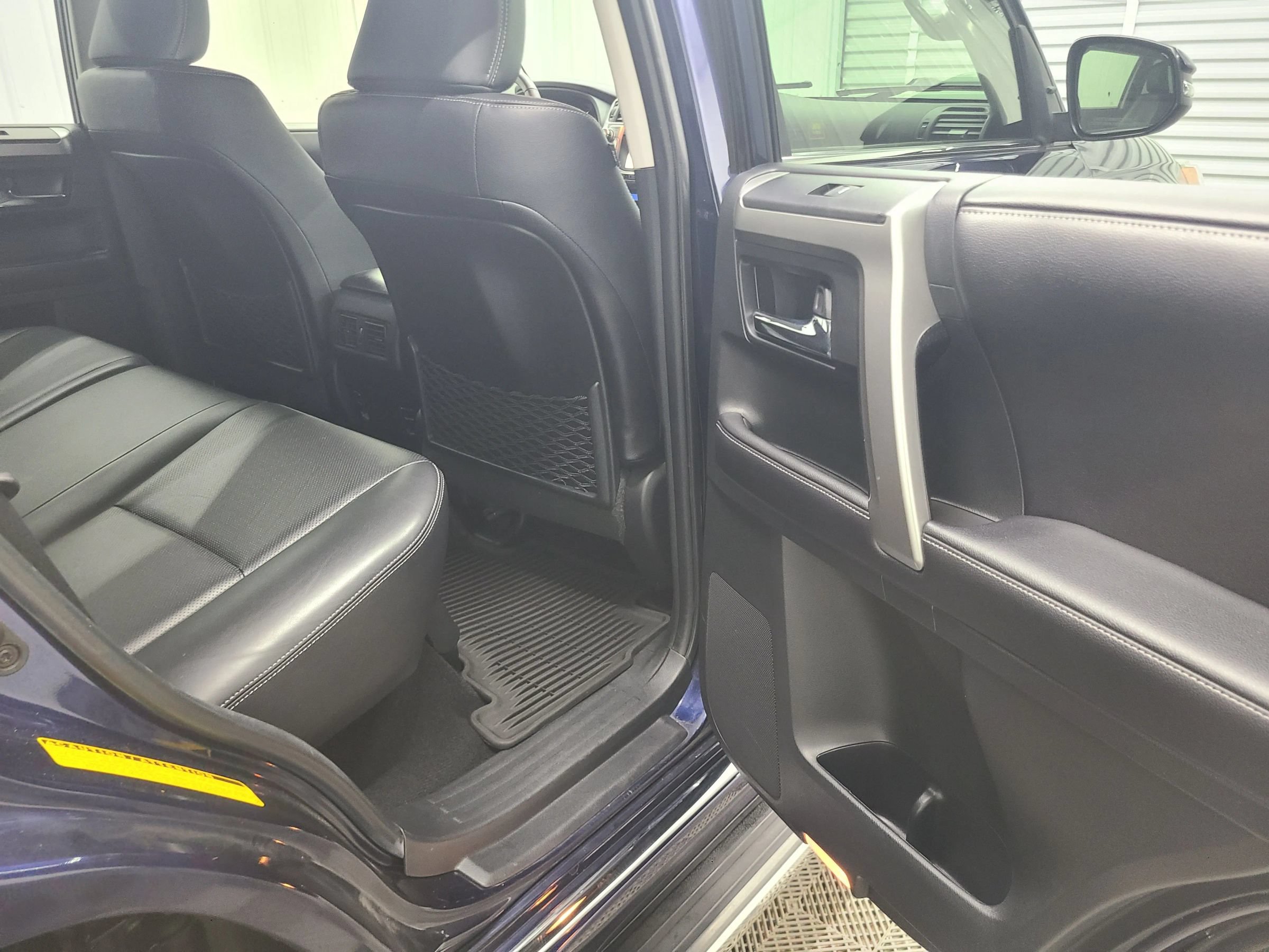Used 2018 Toyota 4Runner Limited AWD/4WD image 40