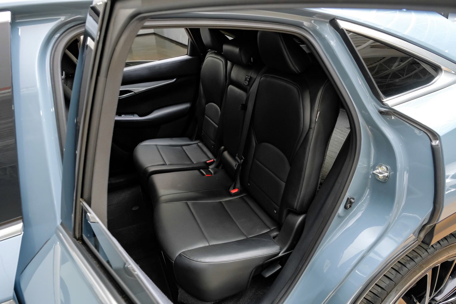 Used 2023 INFINITI QX55 Luxe w/ Cargo Package image 41