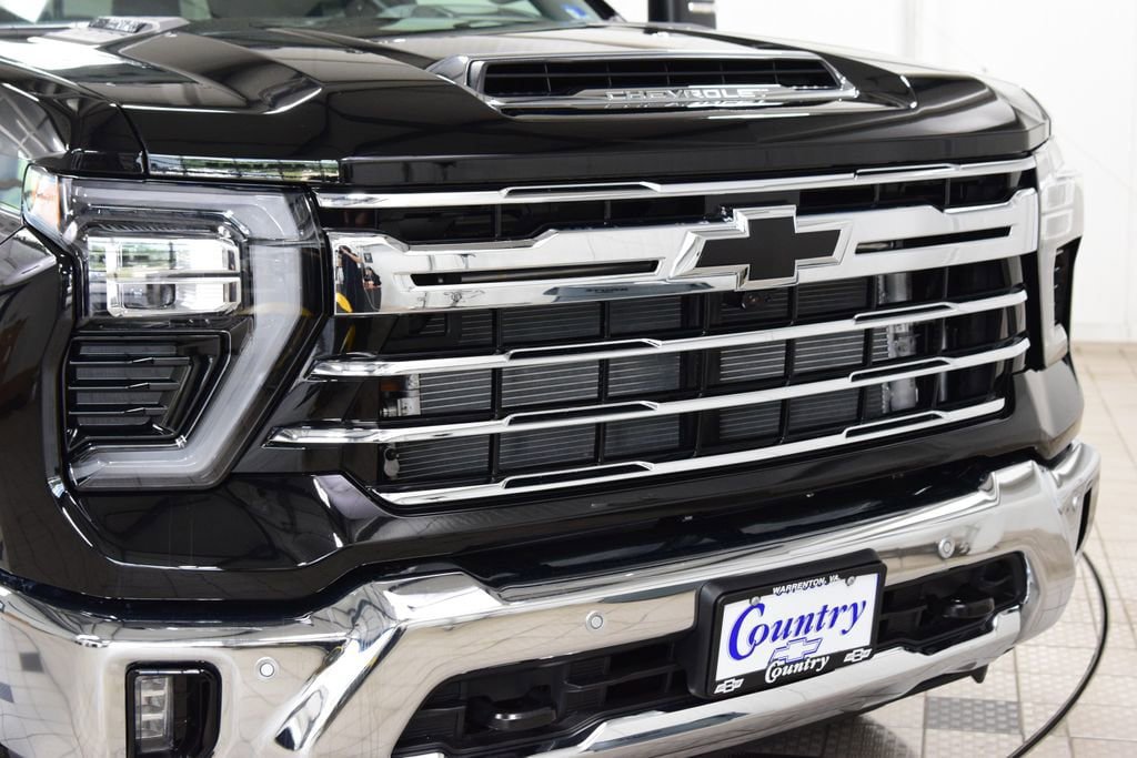 New 2026 Chevrolet Silverado 3500 LTZ w/ LTZ Plus Package AWD/4WD image 13
