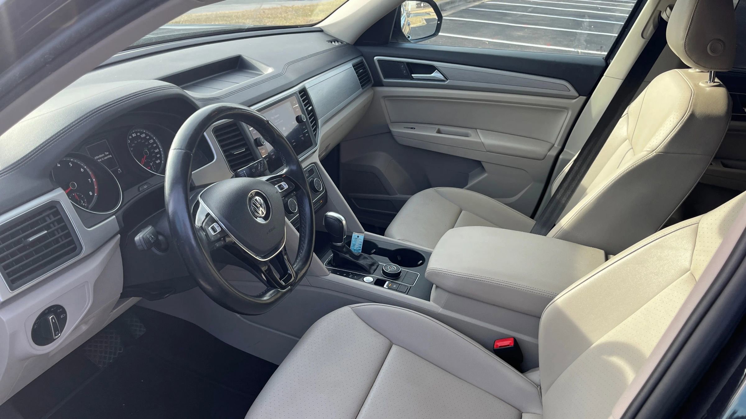 Used 2018 Volkswagen Atlas SE image 17