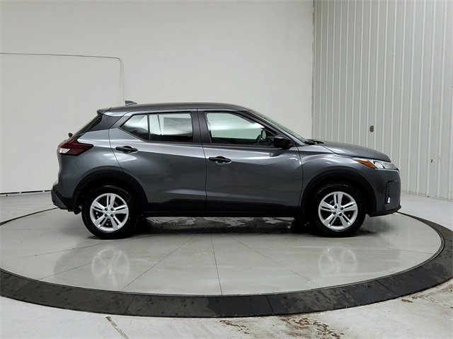 New 2025 Nissan Kicks Play S image 8