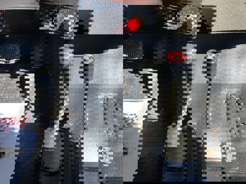 Used 2008 Ford F550 4x4 Regular Cab Super Duty image 19