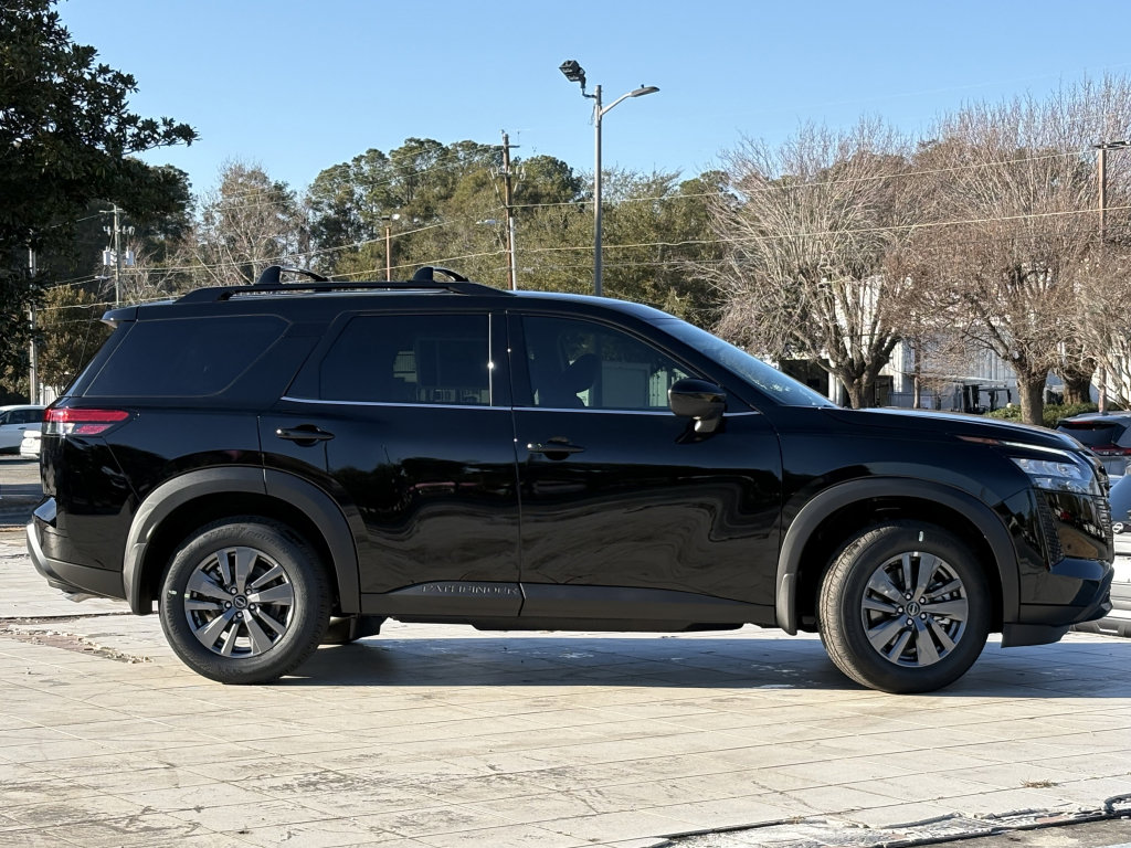 New 2026 Nissan Pathfinder SL FWD image 22