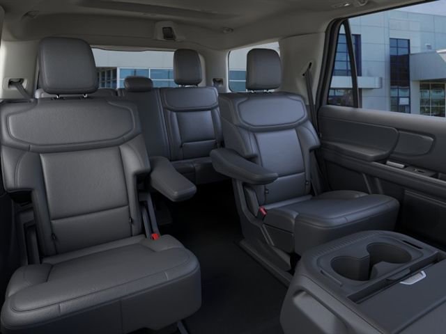 New 2026 Ford Expedition Active image 11