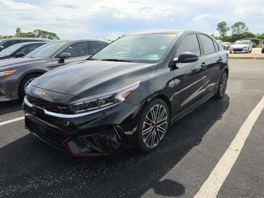 Certified 2023 Kia Forte GT w/ GT2 Package FWD image 5