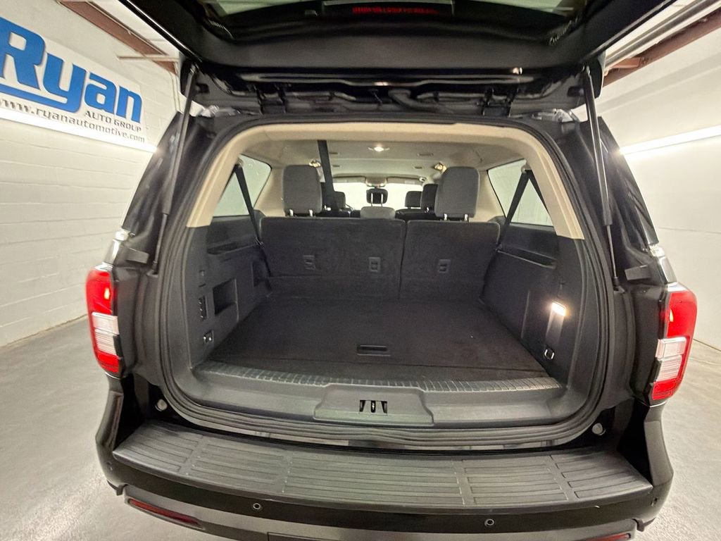 Used 2024 Ford Expedition Max XLT RWD image 25