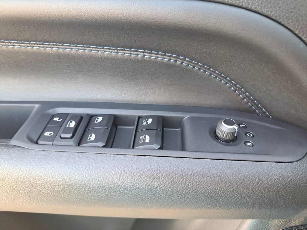 New 2026 Jeep Compass Latitude AWD/4WD image 20