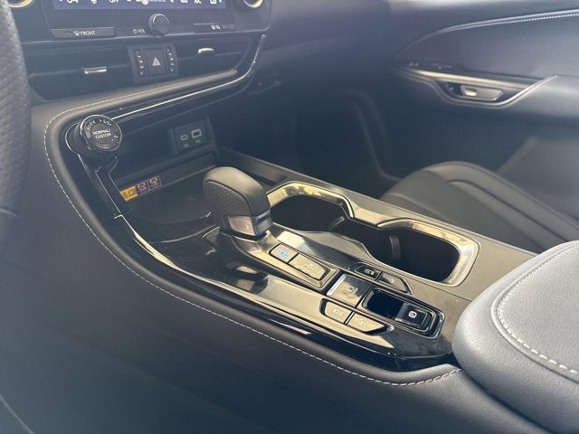 Certified 2025 Lexus NX 350 F Sport w/ Accessory Package (Z2) AWD/4WD image 18