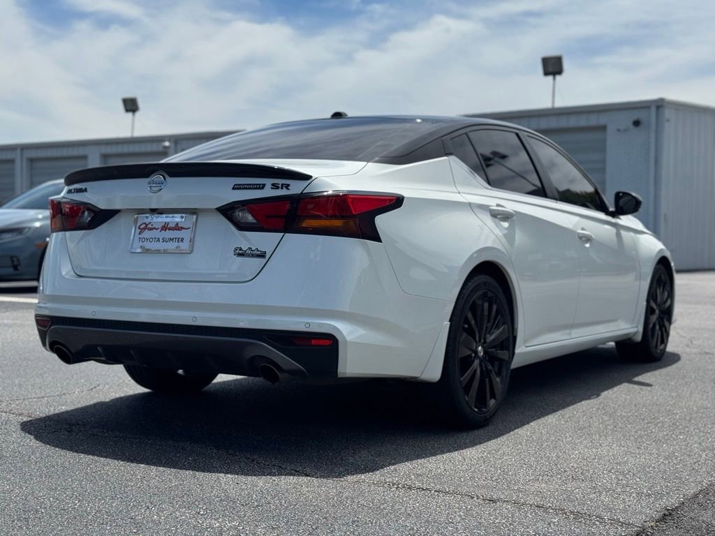 Used 2022 Nissan Altima 2.5 SR w/ Midnight Edition Package FWD image 10