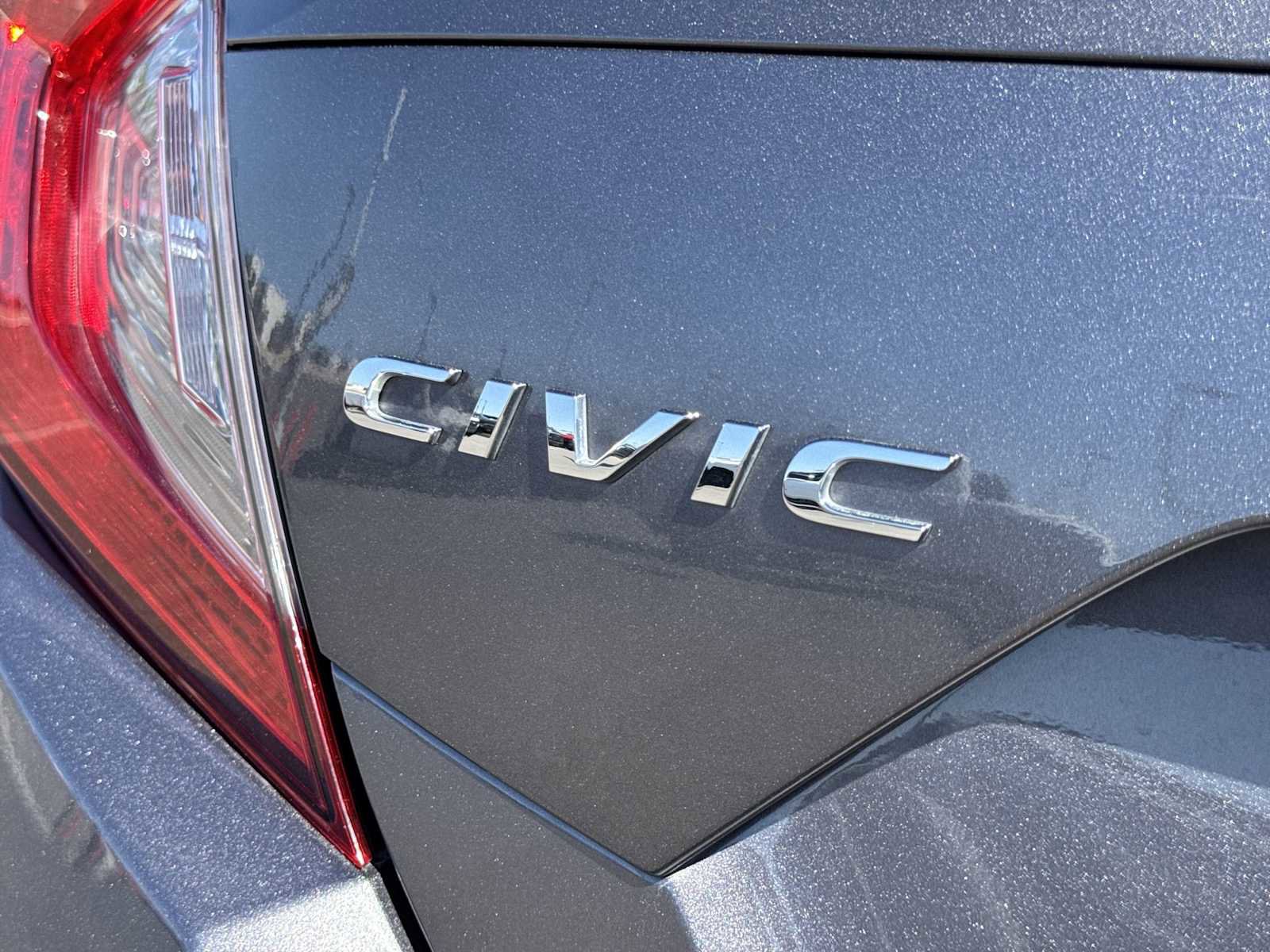 Used 2020 Honda Civic Touring image 11