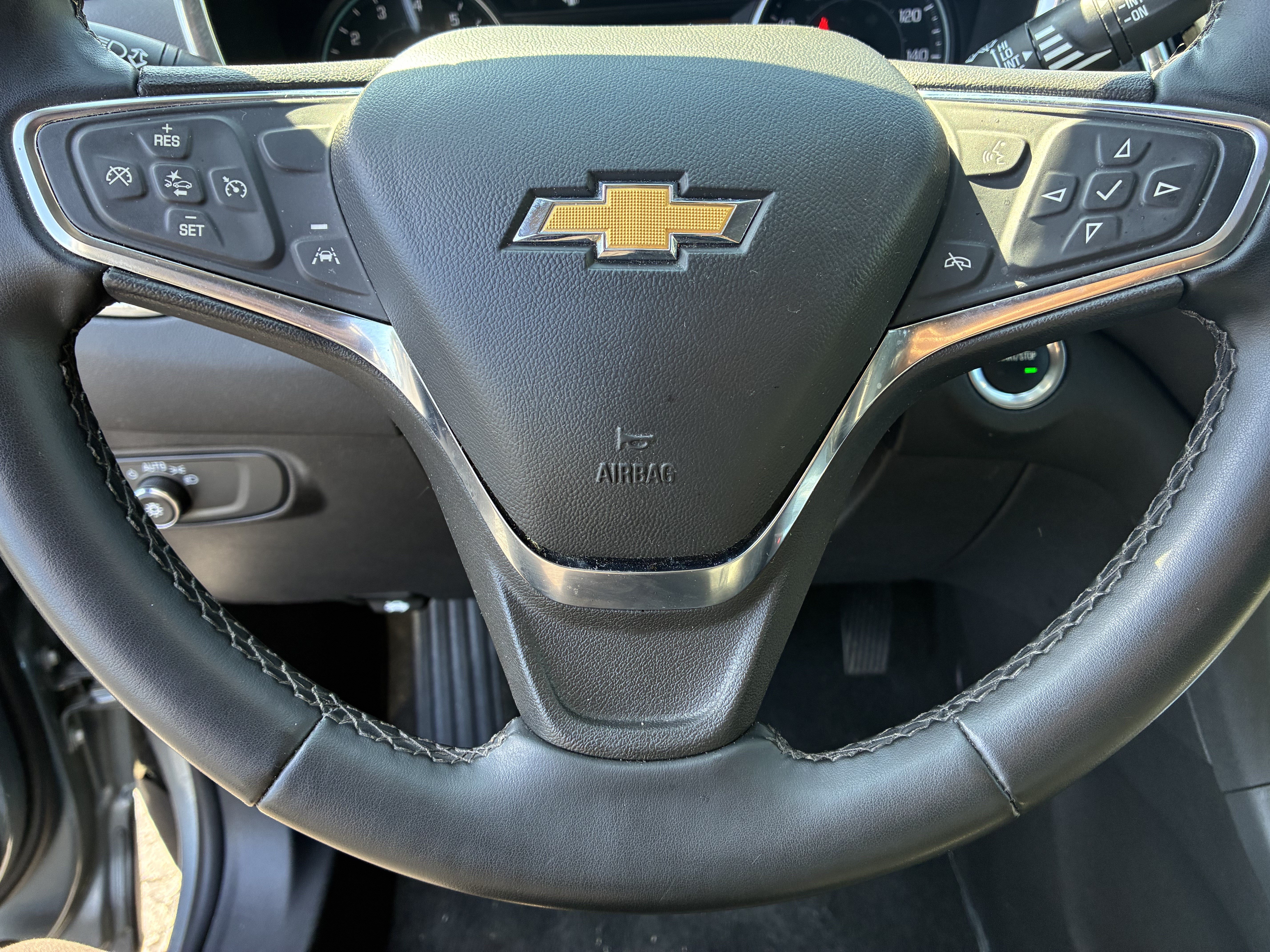 Used 2024 Chevrolet Equinox LT FWD image 28