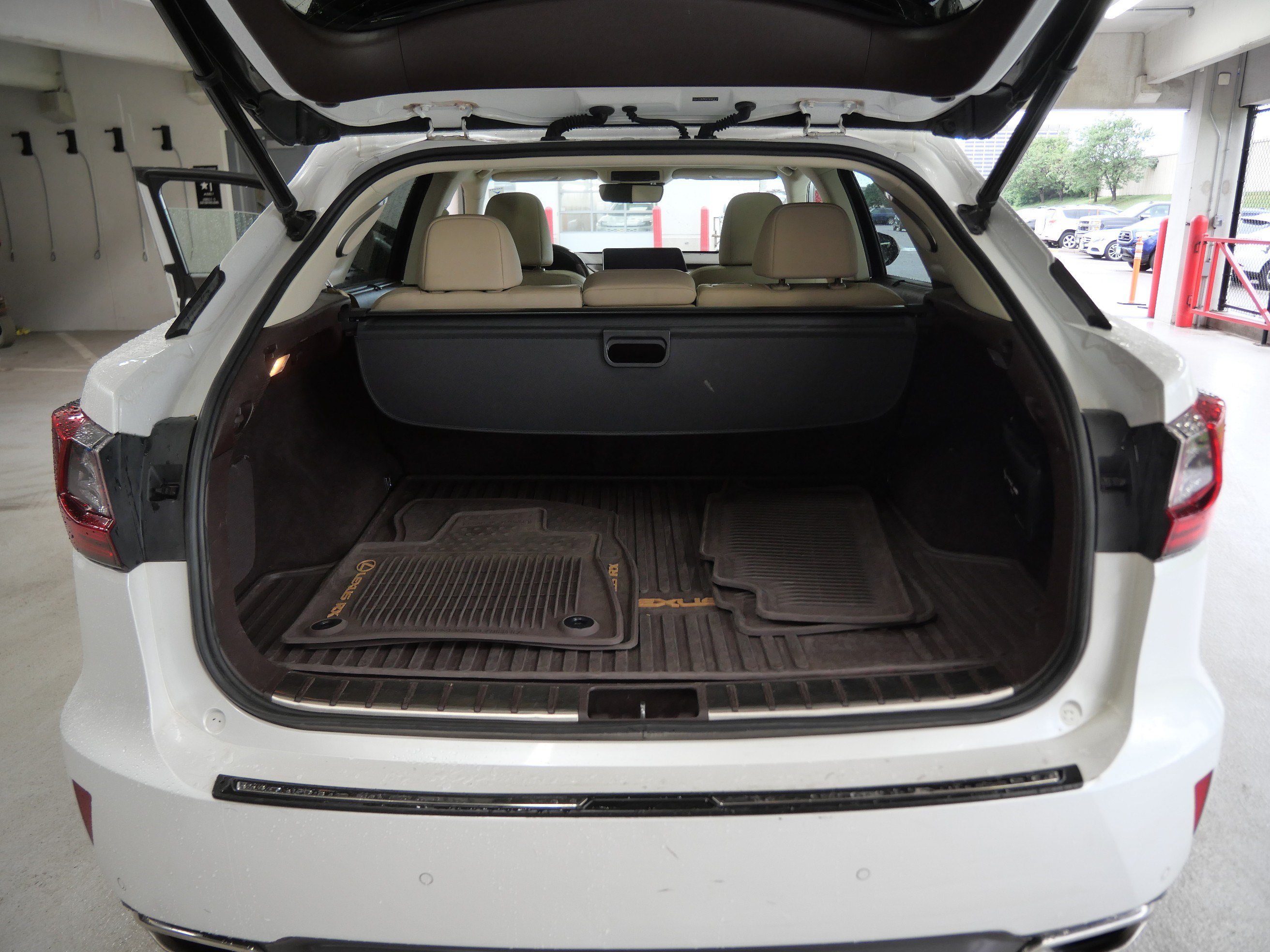 Used 2016 Lexus RX 350 AWD w/ Luxury Package image 18