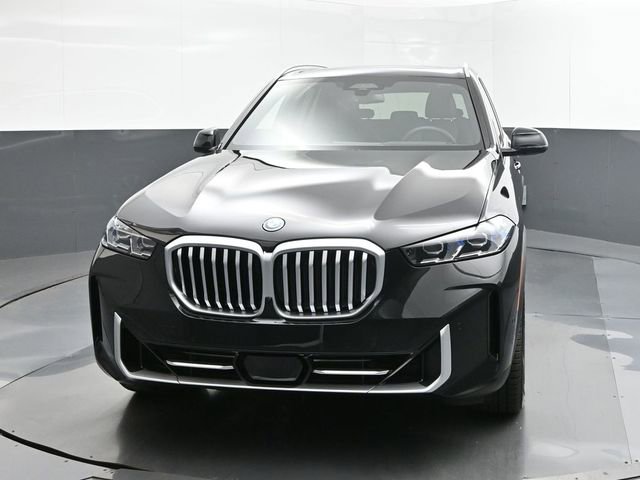 New 2025 BMW X5 xDrive50e image 30
