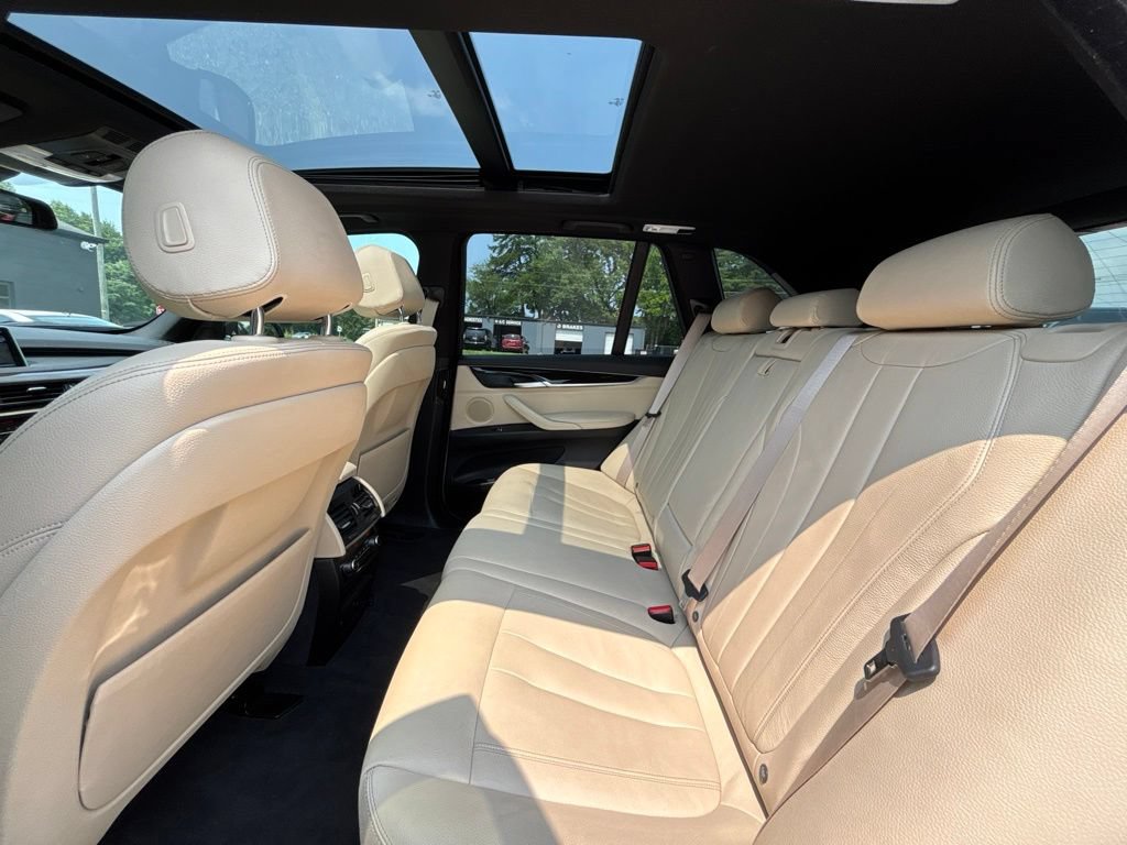 Used 2018 BMW X5 xDrive40e AWD/4WD image 29
