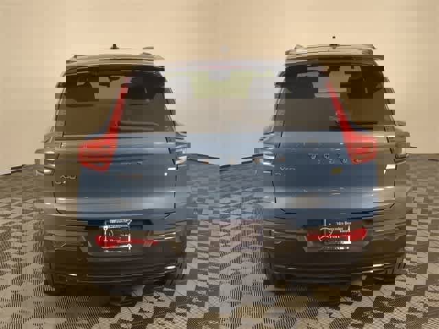 Used 2023 Volvo XC40 Recharge Ultimate w/ Protection Package Premier image 17