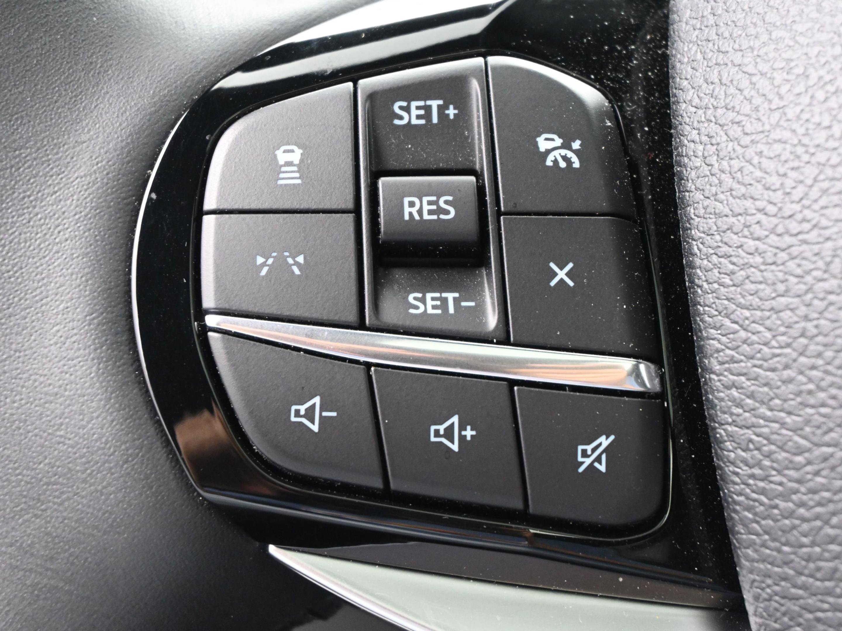 Used 2025 Ford Explorer Platinum w/ Ultimate Package image 20