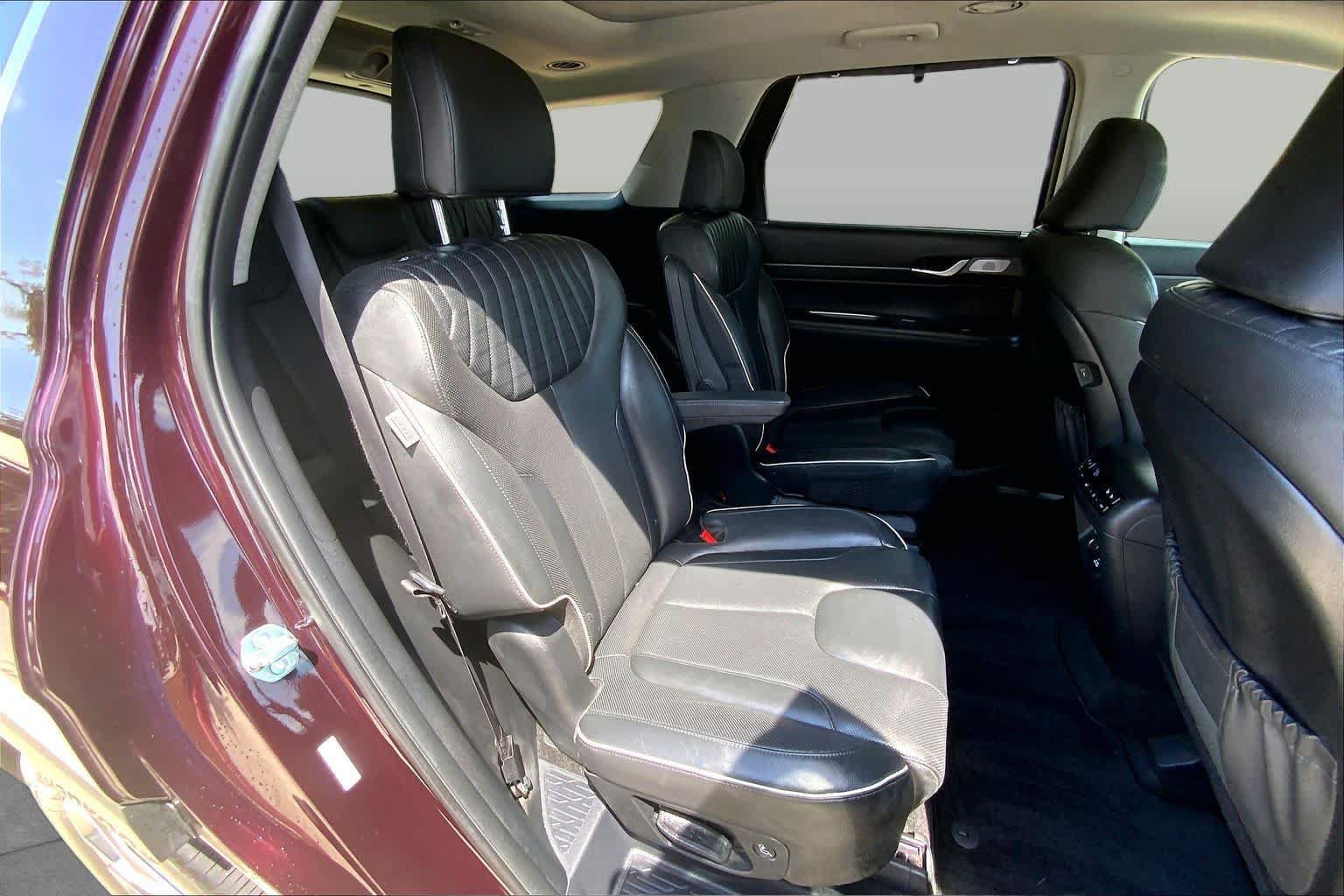Used 2023 Hyundai Palisade Limited w/ Cargo Package AWD/4WD image 20