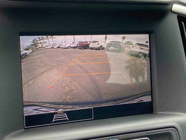 Used 2023 GMC Terrain SLE w/ Driver Convenience Package FWD image 10