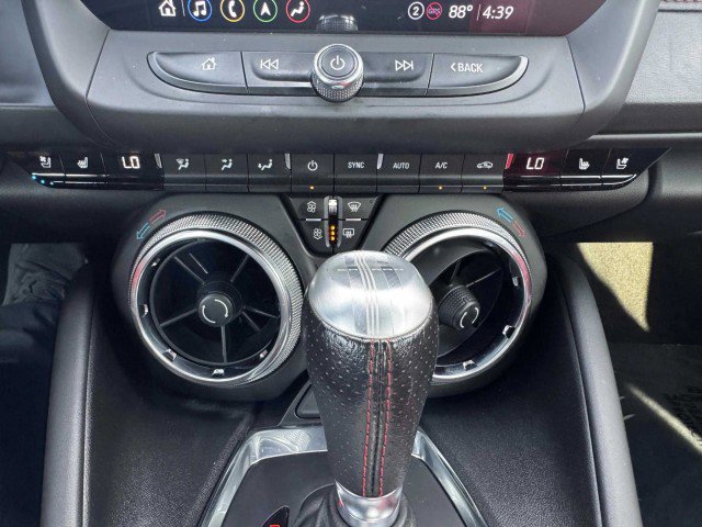 Used 2022 Chevrolet Camaro SS RWD image 32