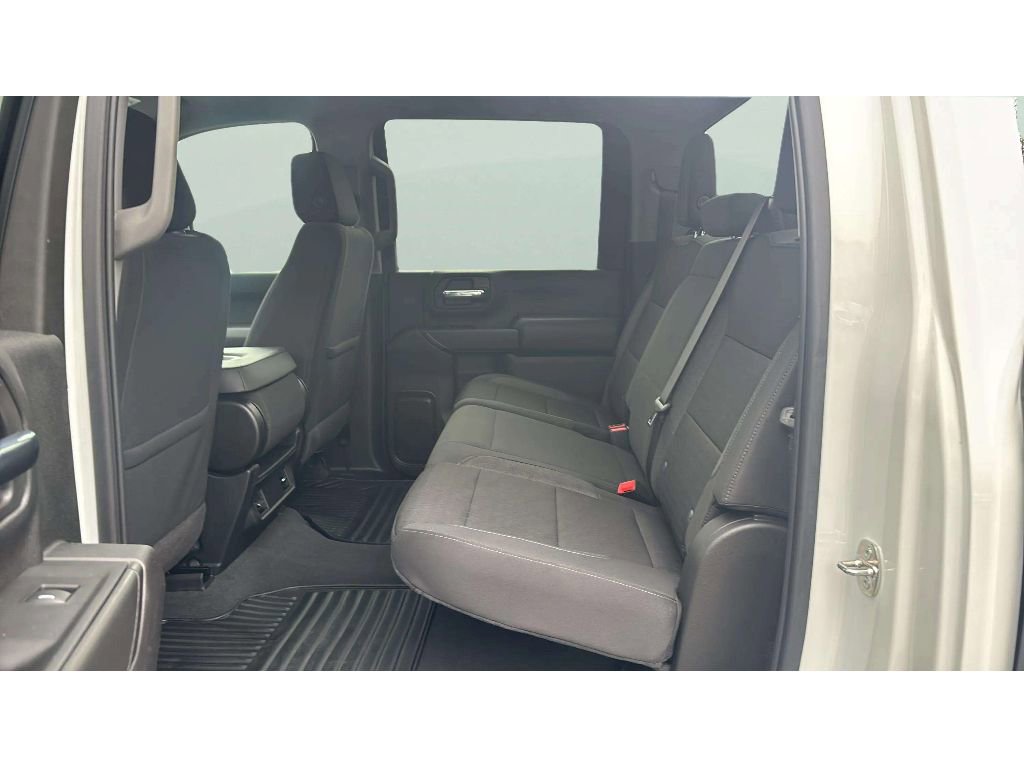 Used 2024 Chevrolet Silverado 2500 Custom w/ Custom Value Package image 11