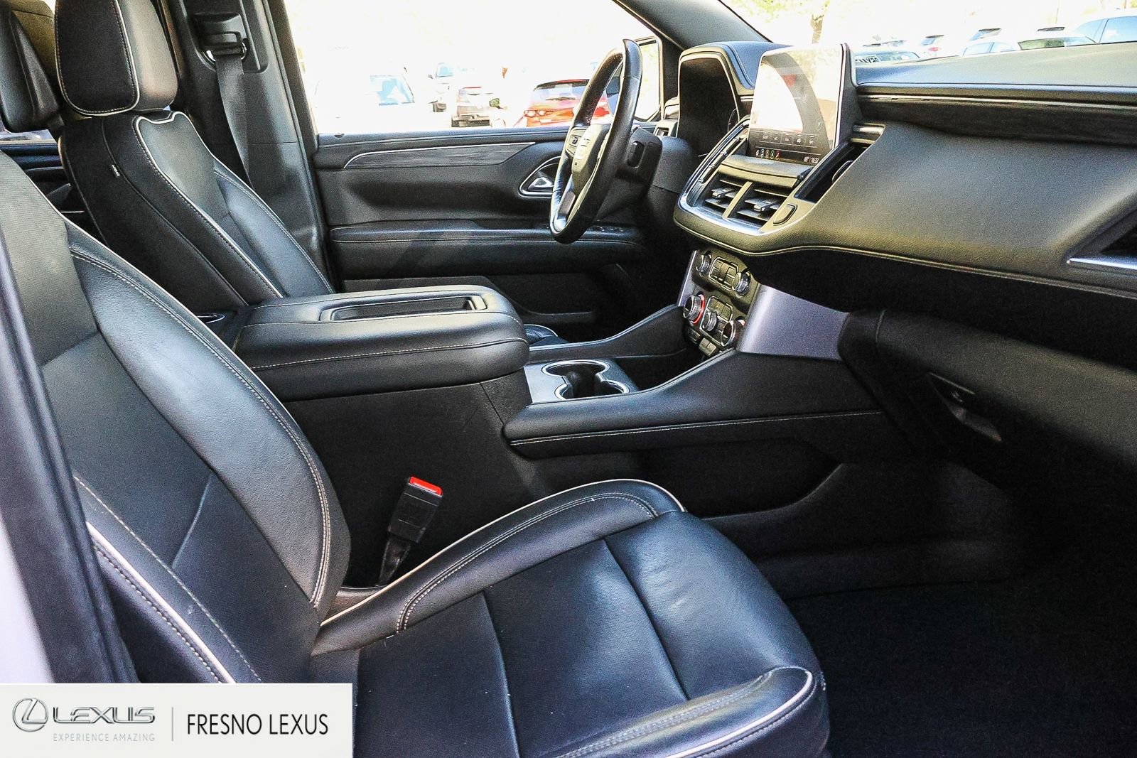 Used 2021 GMC Yukon XL SLT w/ SLT Luxury Plus Package image 12