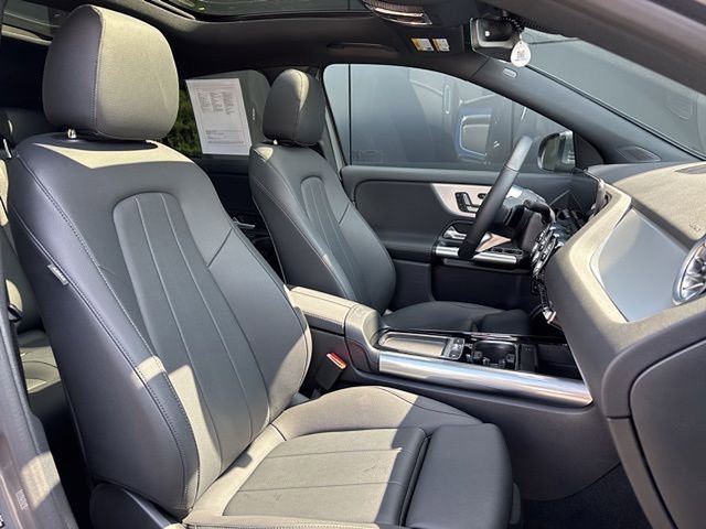 Used 2025 Mercedes-Benz GLA 250 4MATIC image 25