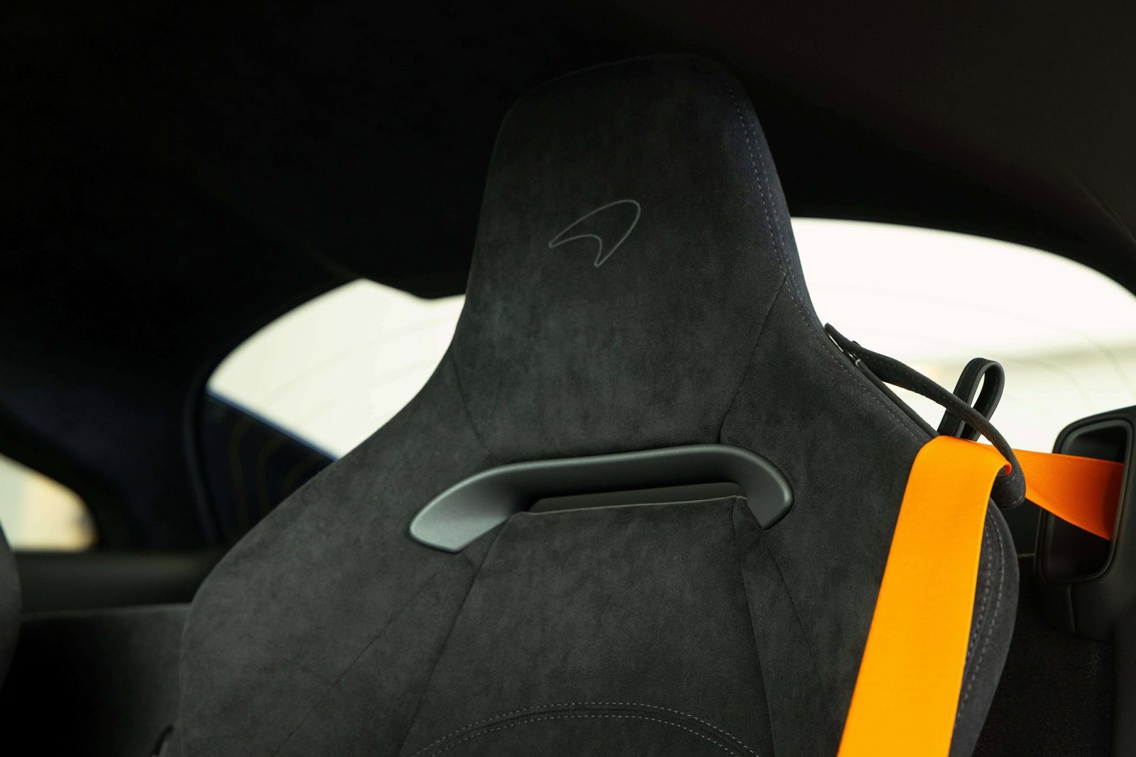 New 2026 McLaren Artura image 23