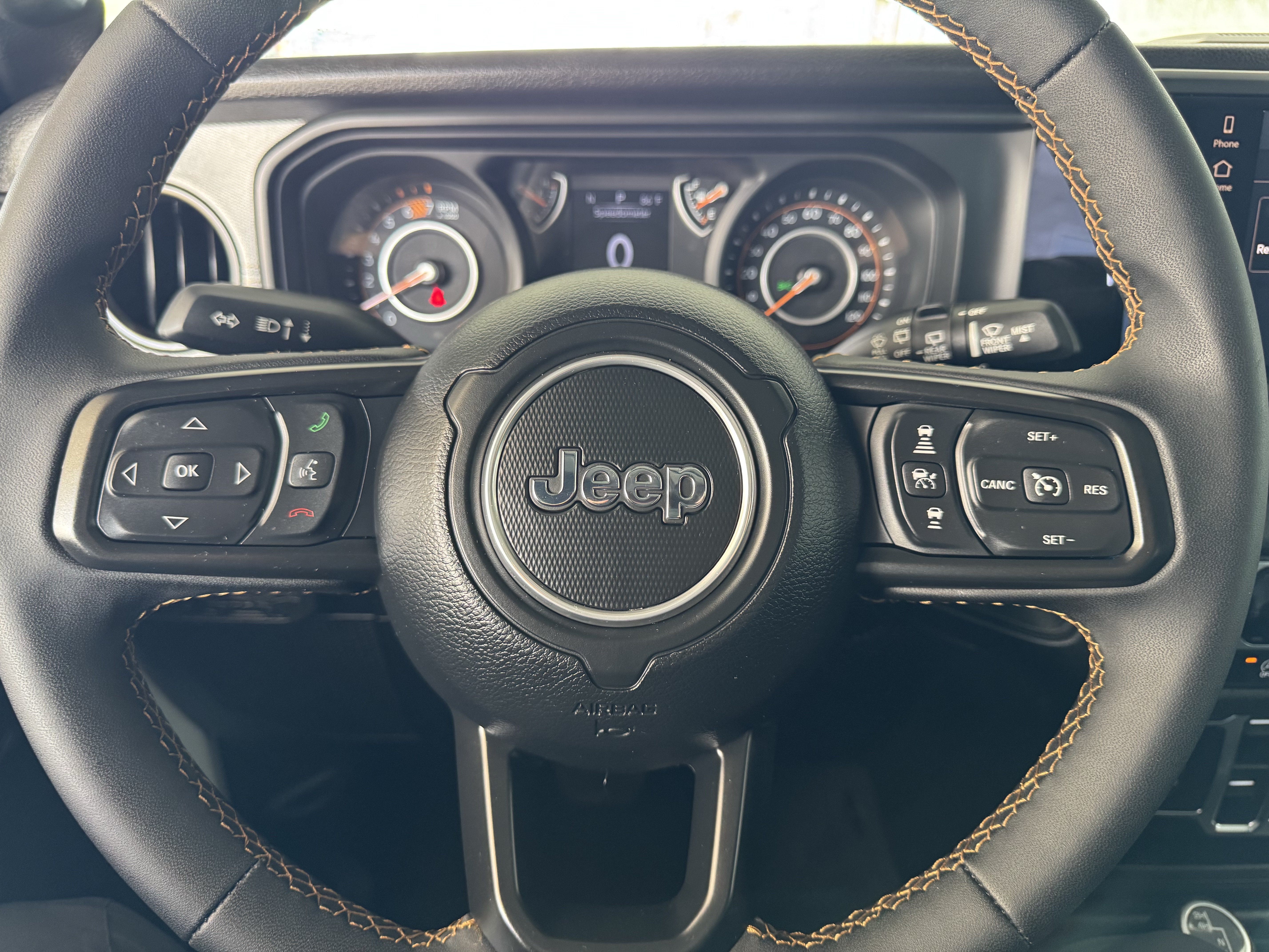 Used 2024 Jeep Wrangler Unlimited Sport AWD/4WD image 34