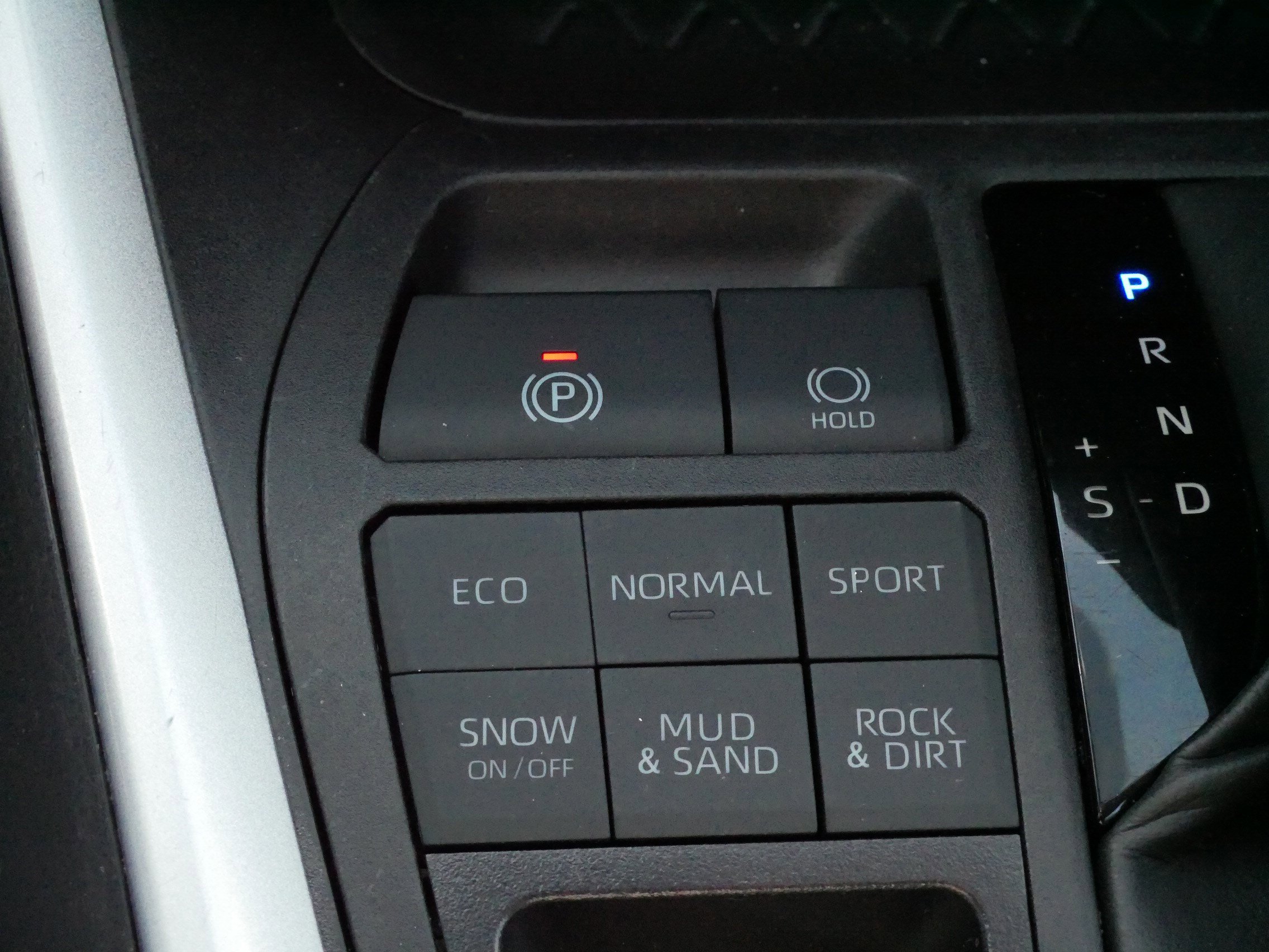 Certified 2024 Toyota RAV4 LE image 27