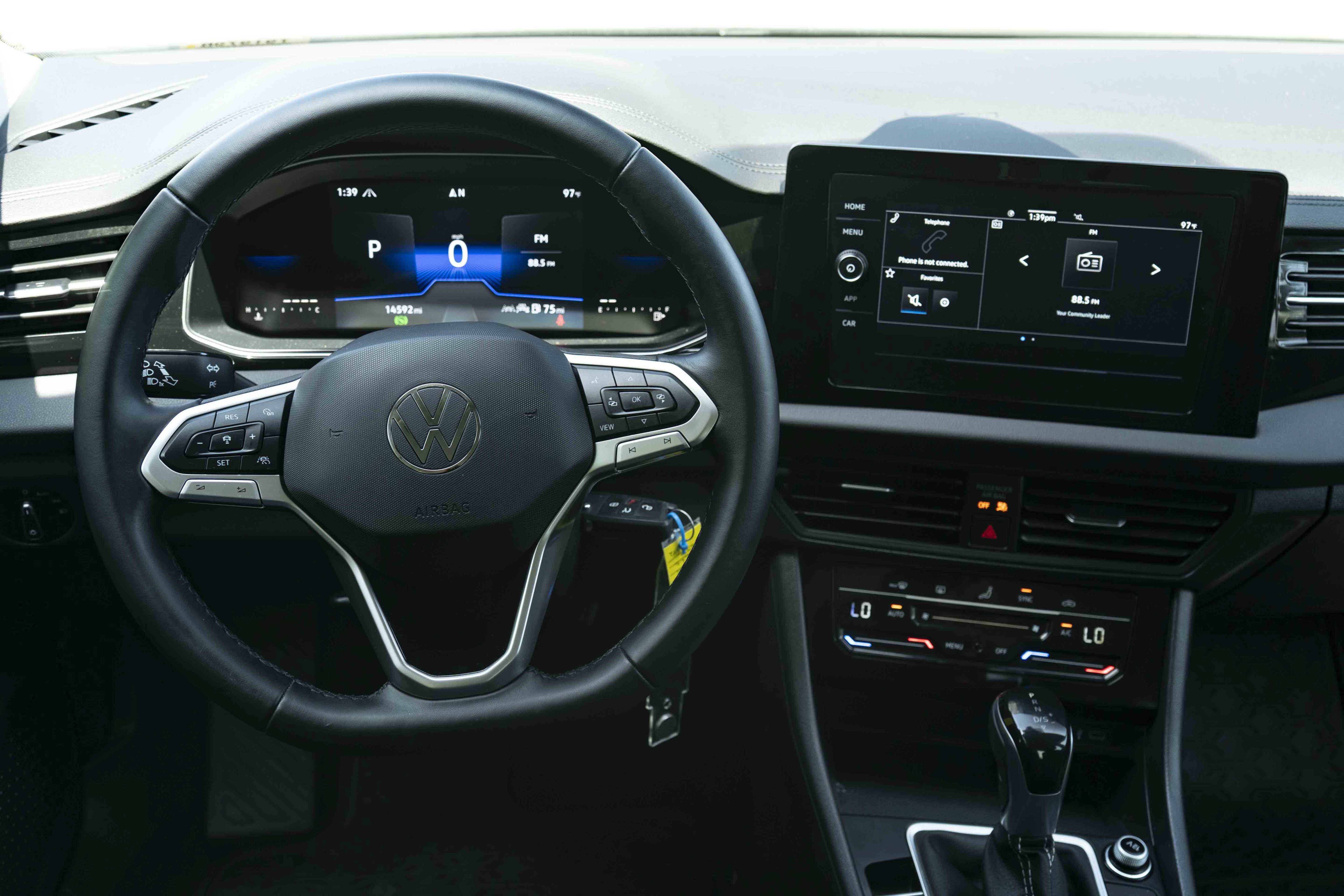 Certified 2025 Volkswagen Jetta S FWD image 18