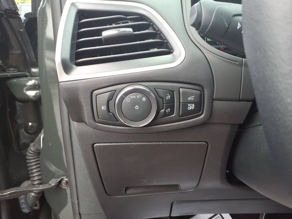 Used 2024 Ford Edge SEL w/ Convenience Package AWD/4WD image 14