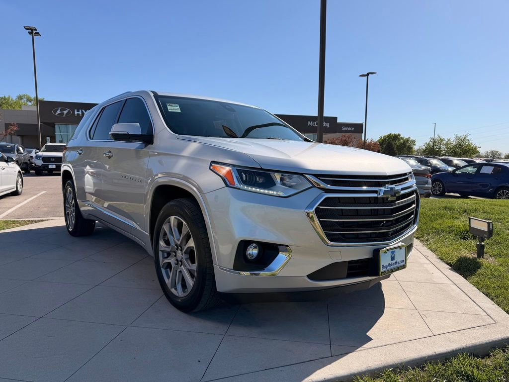 Used 2021 Chevrolet Traverse Premier w/ LPO, Floor Liner Package AWD/4WD image 7