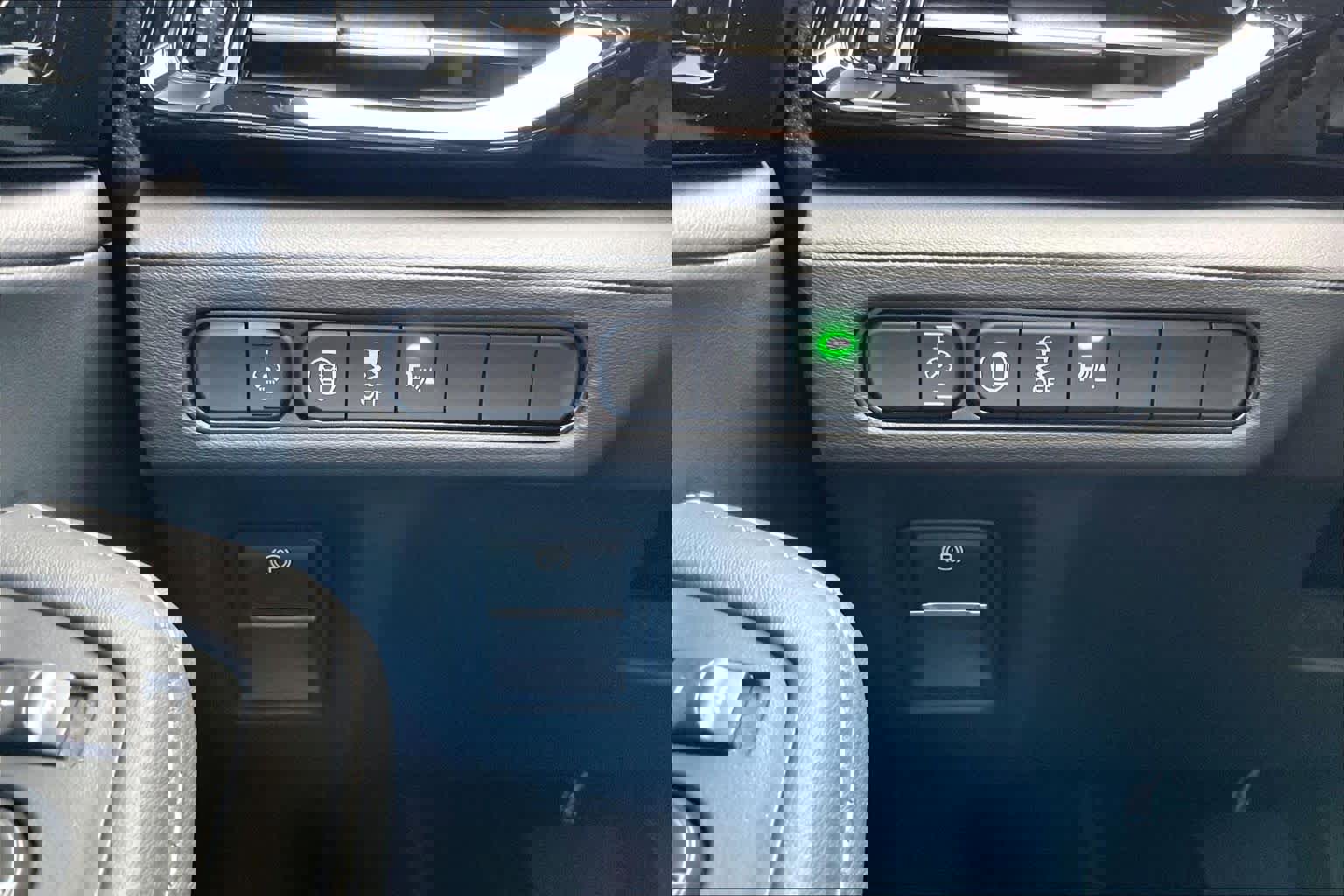 Used 2024 Acura MDX SH-AWD w/ Technology Package image 35