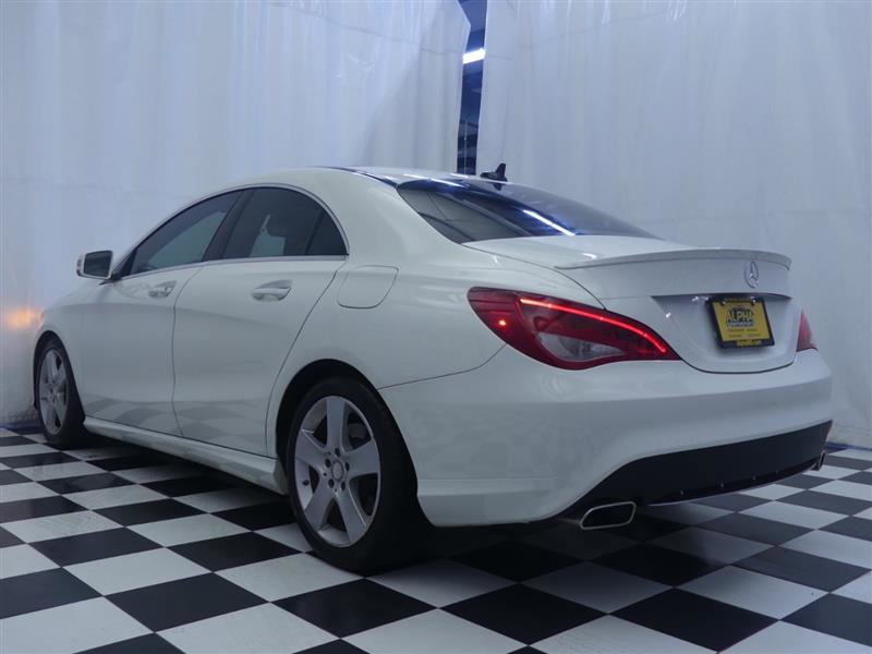 Used 2016 Mercedes-Benz CLA 250 4MATIC image 5