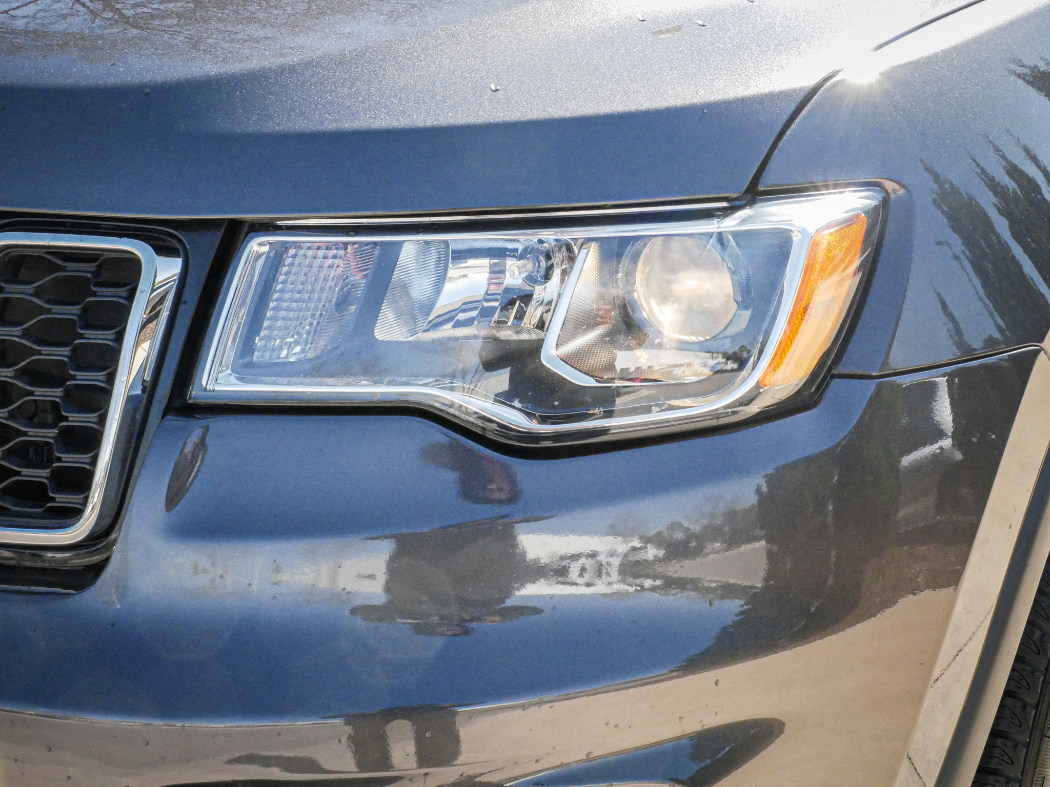 Used 2021 Jeep Grand Cherokee Laredo RWD image 6