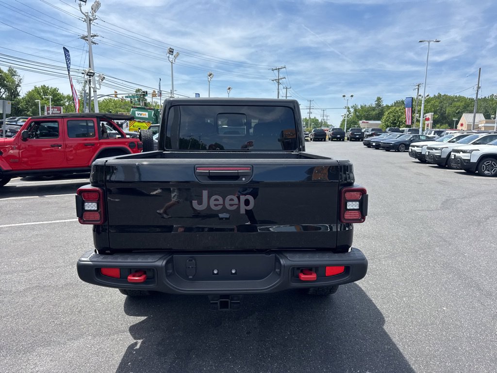 New 2026 Jeep Gladiator Rubicon w/ Steel Power Dome Hood Package AWD/4WD image 6