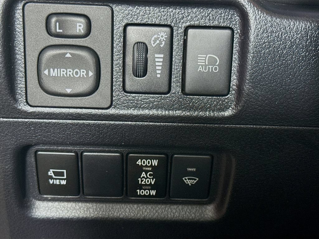 Used 2023 Toyota 4Runner TRD Off-Road Premium w/ Off Road Premium Plus Package AWD/4WD image 11