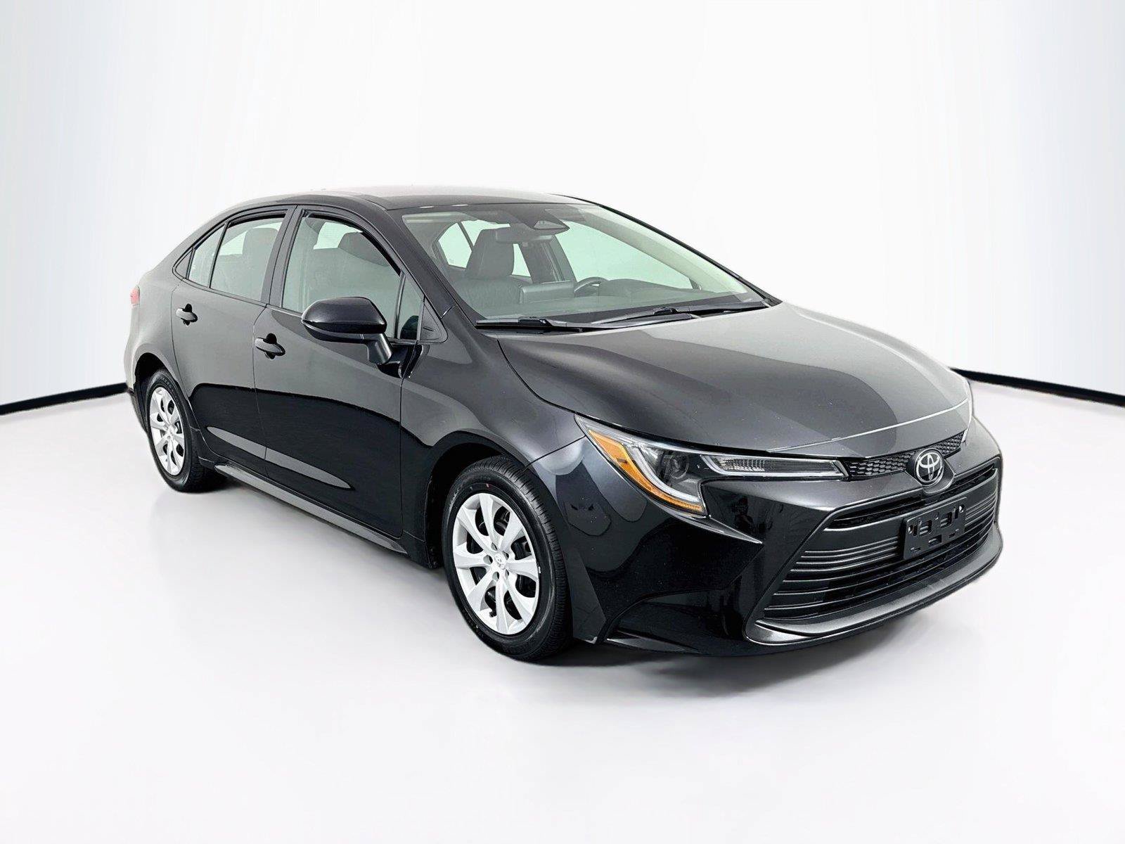 Certified 2024 Toyota Corolla LE FWD image 9