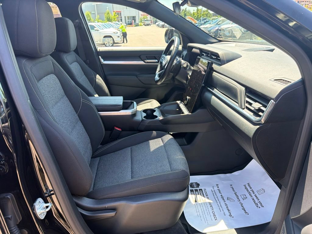 Used 2025 GMC Terrain Elevation AWD/4WD image 12