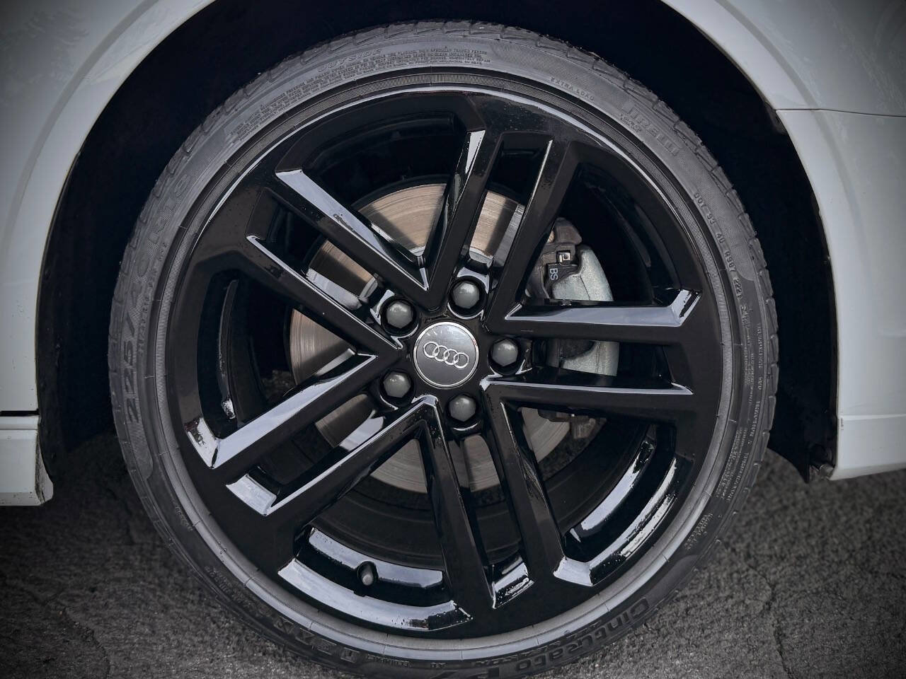 Used 2018 Audi A3 2.0T Premium Plus FWD image 17