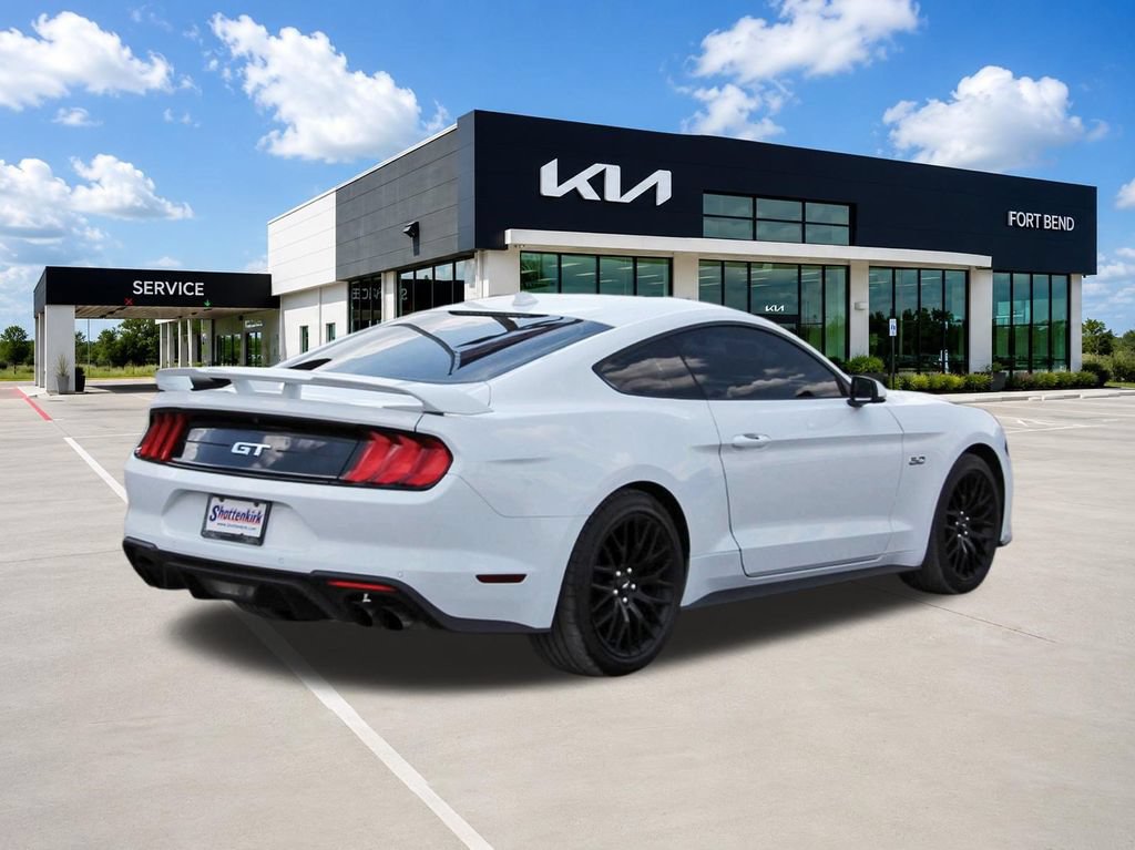 Used 2020 Ford Mustang GT Premium w/ GT Performance Package RWD image 5