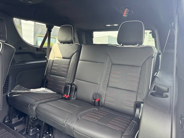 New 2026 GMC Yukon XL AT4 Ultimate AWD/4WD image 18