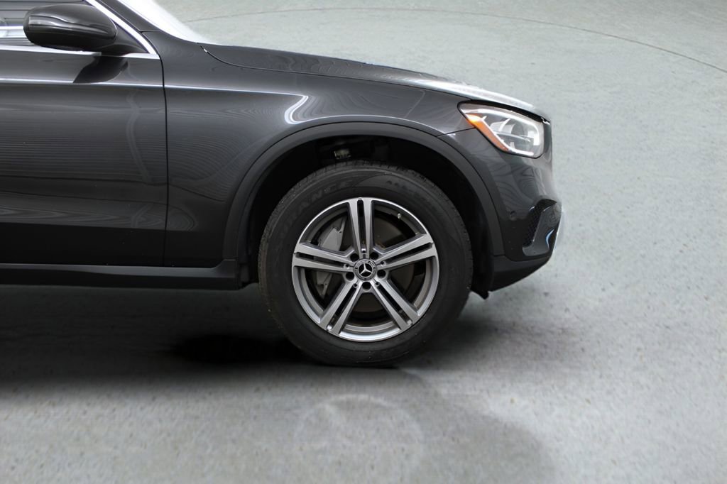 Used 2021 Mercedes-Benz GLC 300 image 40