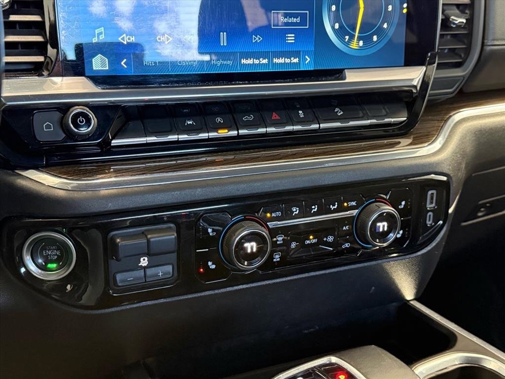 Used 2023 Chevrolet Silverado 1500 LT Trail Boss w/ Protection Package image 17