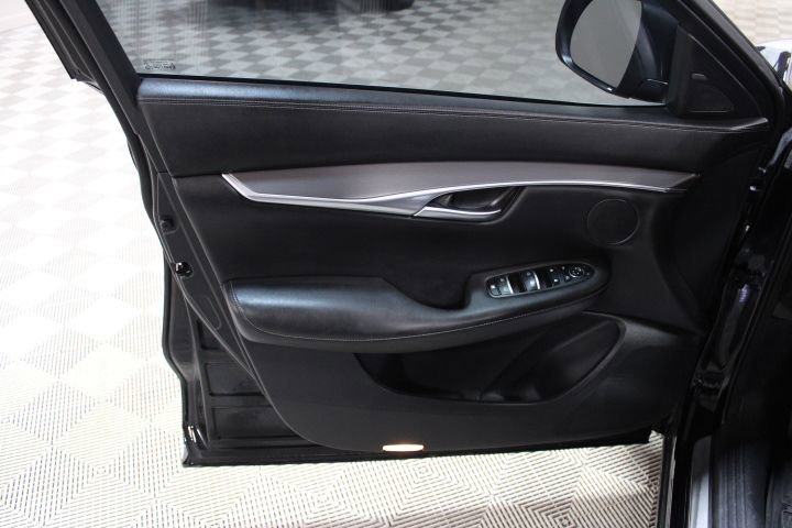 Used 2022 INFINITI QX50 Luxe w/ Appearance Package image 16