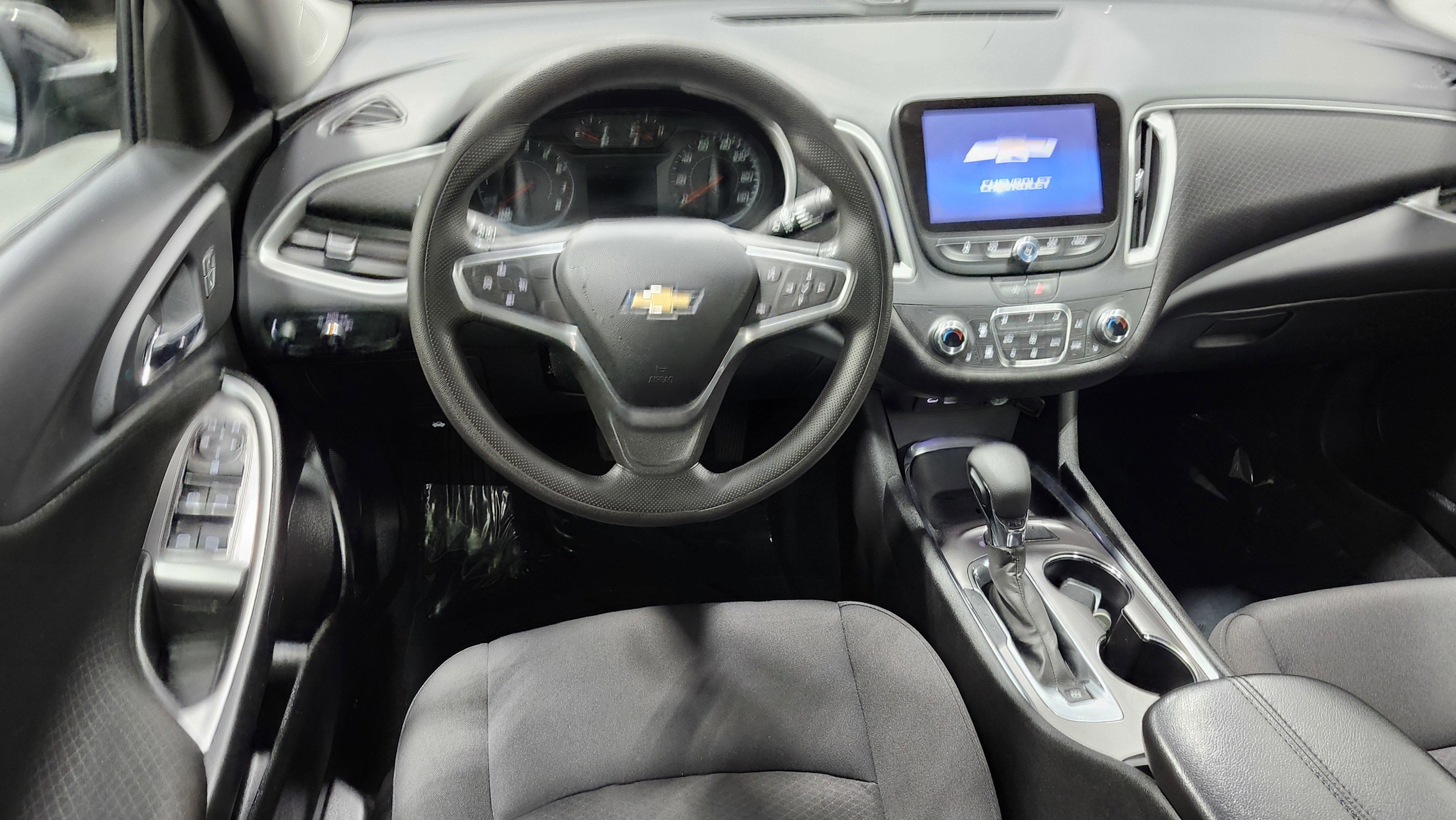 Used 2022 Chevrolet Malibu LT image 28